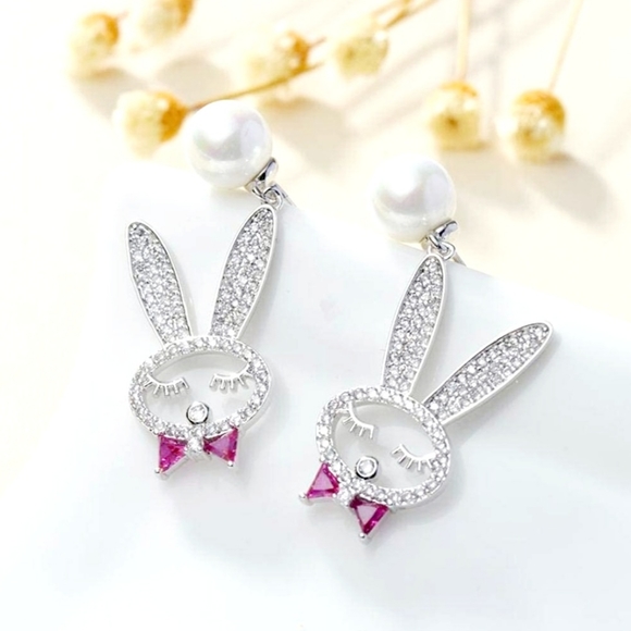 Silver plated pink white crystal pearl Bunny bow tie earrings with silver post - Picture 1 of 8